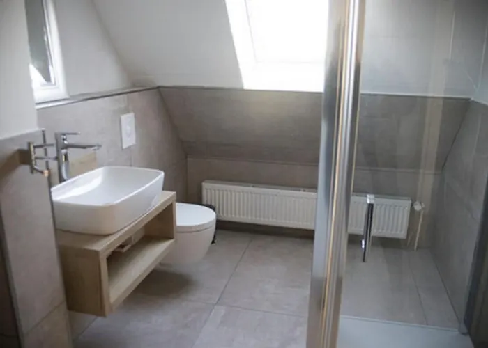 Eiland Exklusive Mit Balkon Apartman